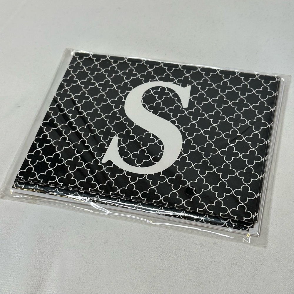 🐼 3/$25 S Monogrammed Black and White Stationery Set - 6 Cards